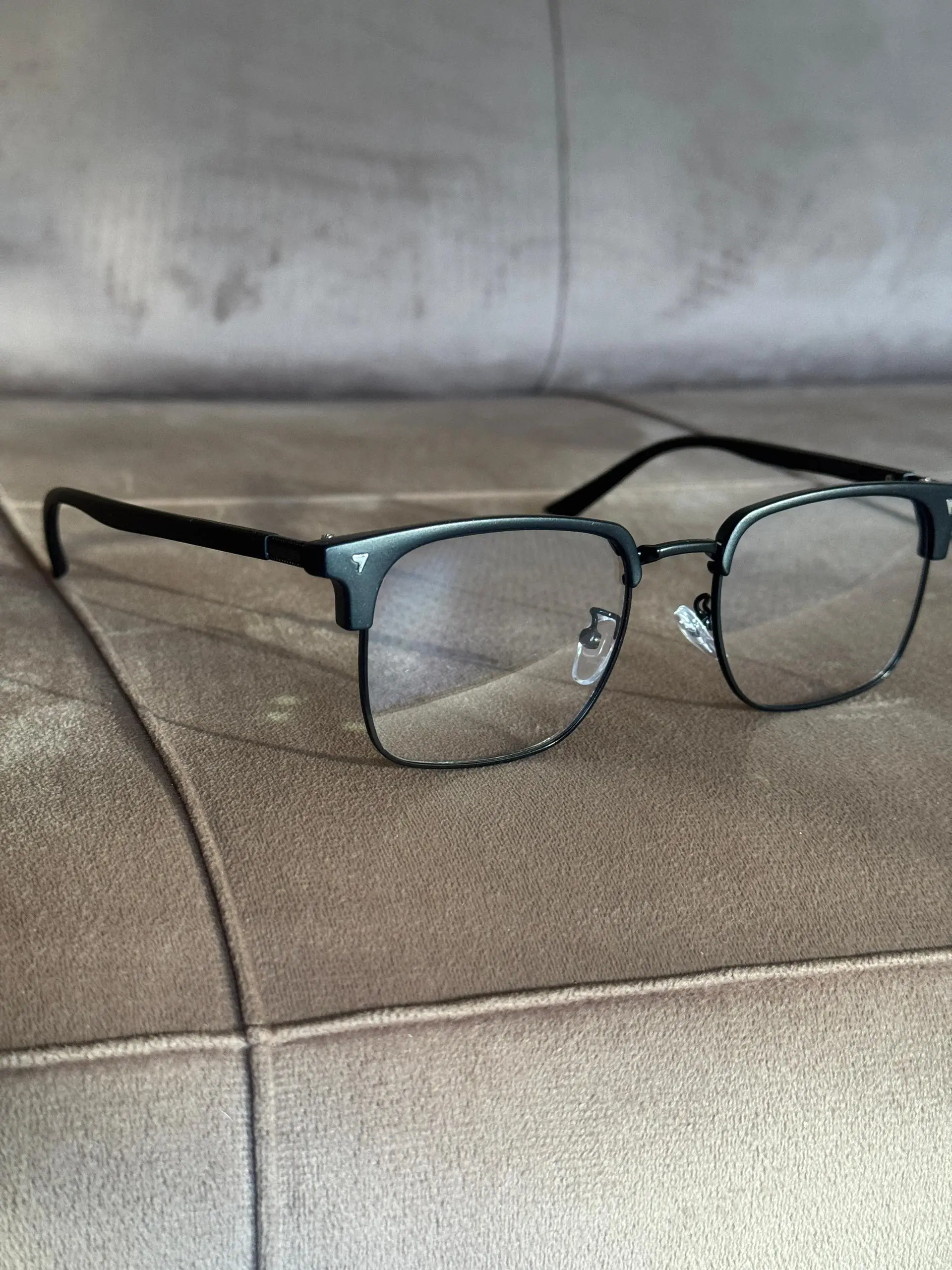 Lunette Photo-Gray — 1